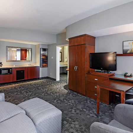 คอร์ตยาร์ด ทัลซ่า วูดแลนด์ฮิลส์ Hotel ทัลซา ภายนอก รูปภาพ
