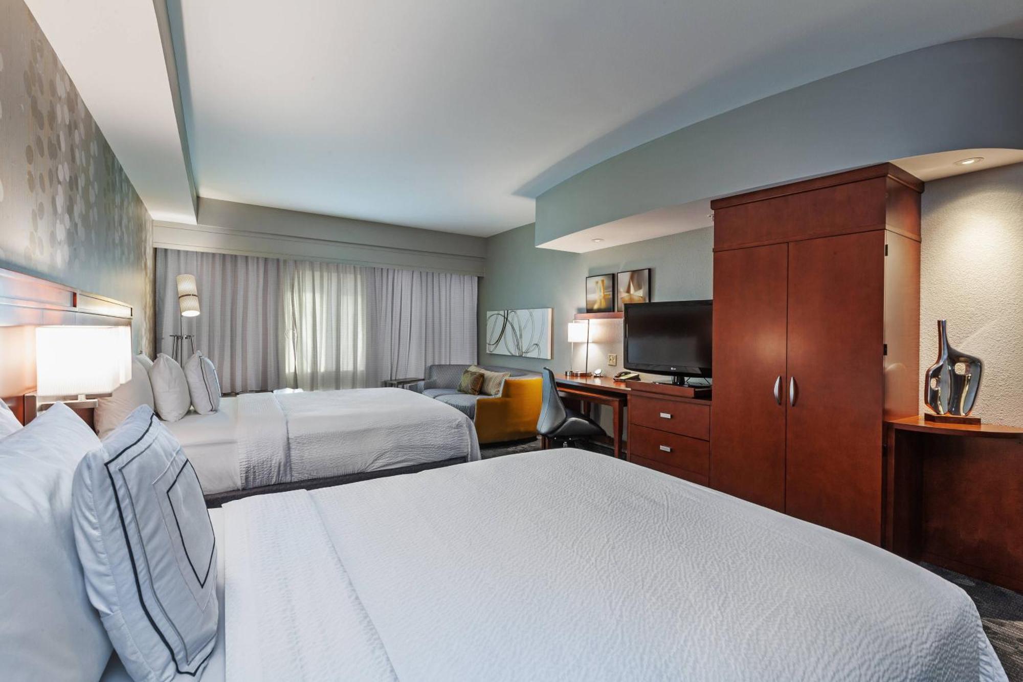 คอร์ตยาร์ด ทัลซ่า วูดแลนด์ฮิลส์ Hotel ทัลซา ภายนอก รูปภาพ