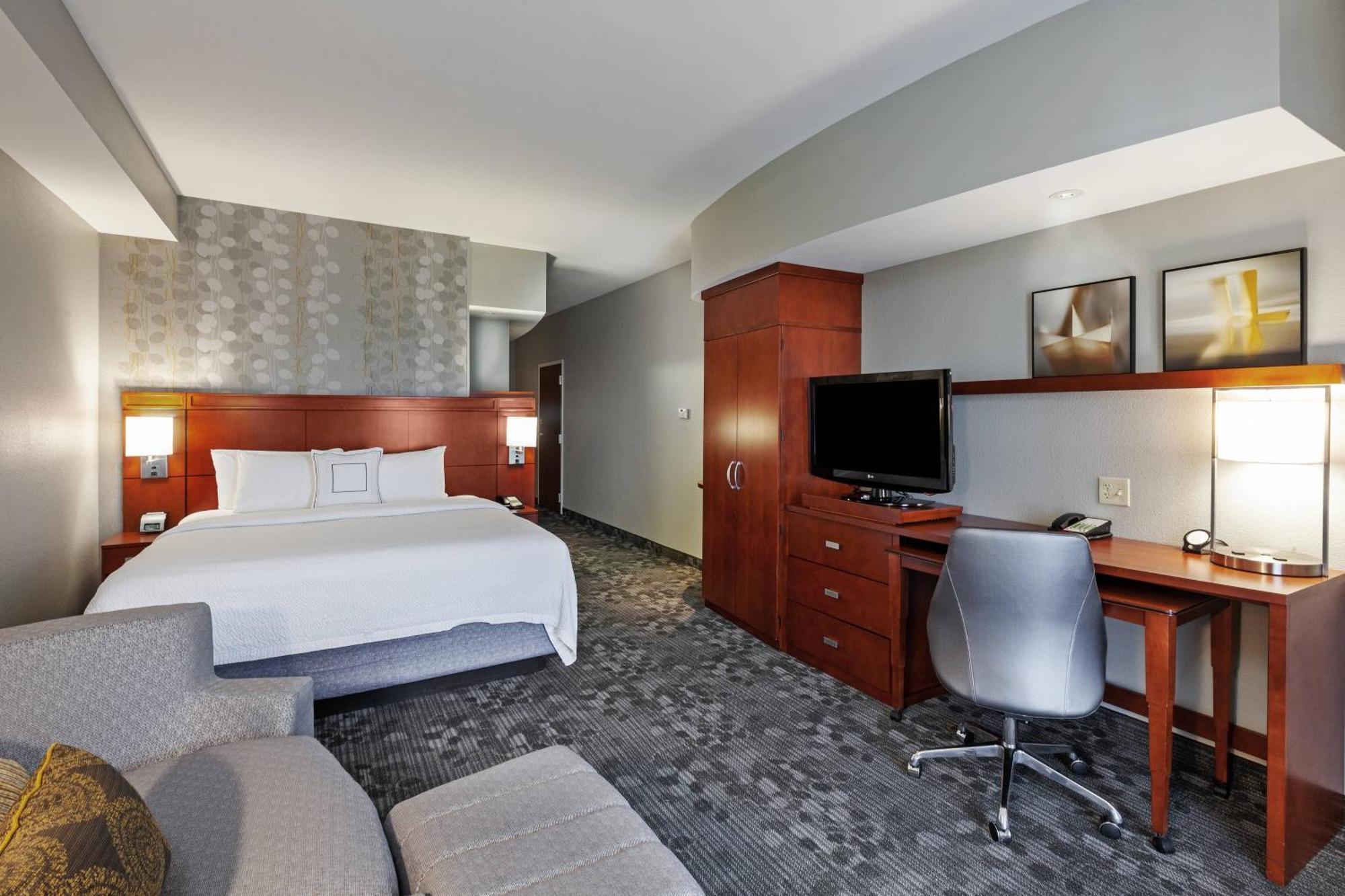 คอร์ตยาร์ด ทัลซ่า วูดแลนด์ฮิลส์ Hotel ทัลซา ภายนอก รูปภาพ