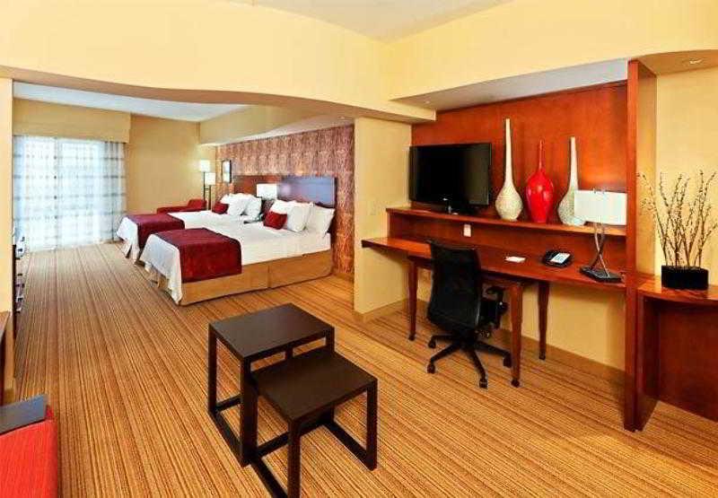 คอร์ตยาร์ด ทัลซ่า วูดแลนด์ฮิลส์ Hotel ทัลซา ภายนอก รูปภาพ